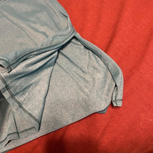 Lululemon workout top - Picture 2 of 4